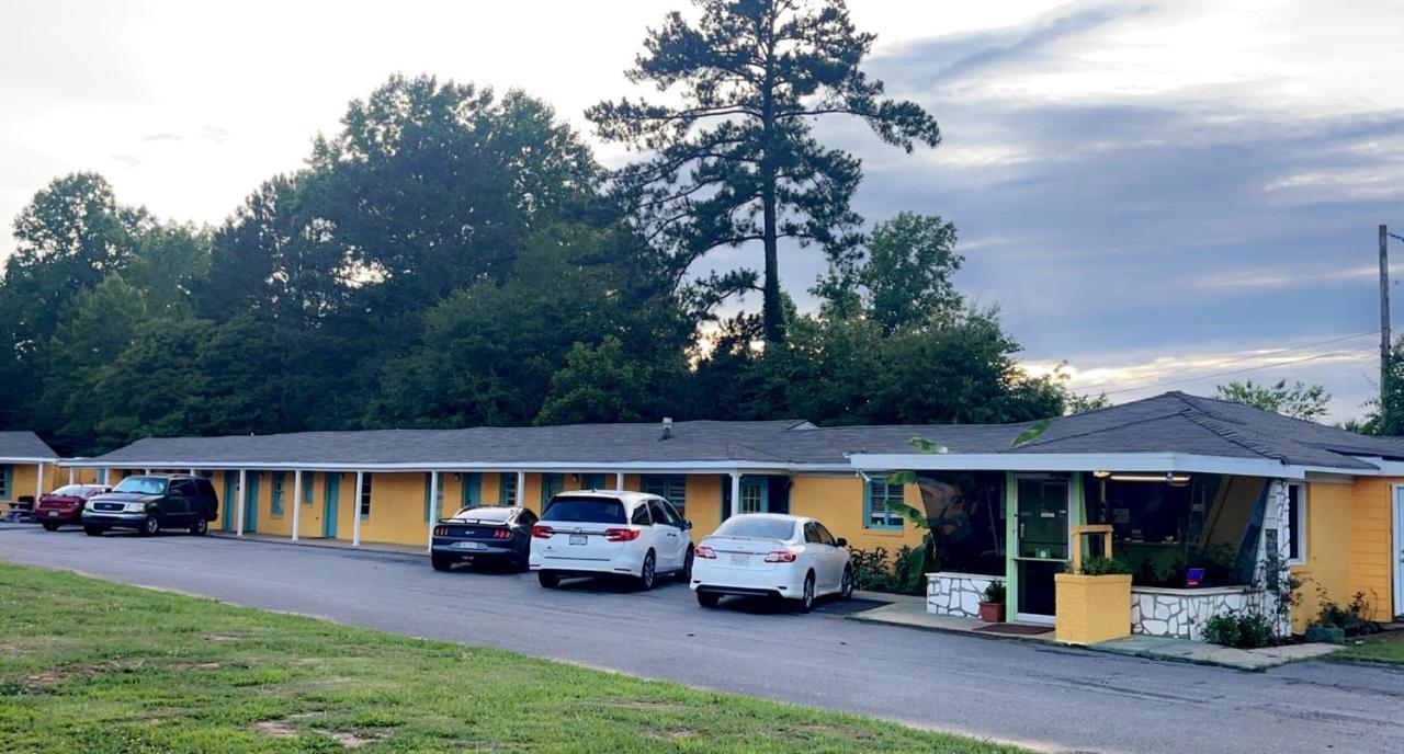 Lamplighter Inn Childersburg المظهر الخارجي الصورة